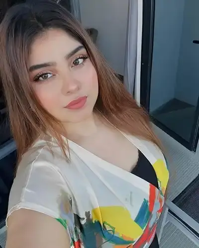 Pakur Escort